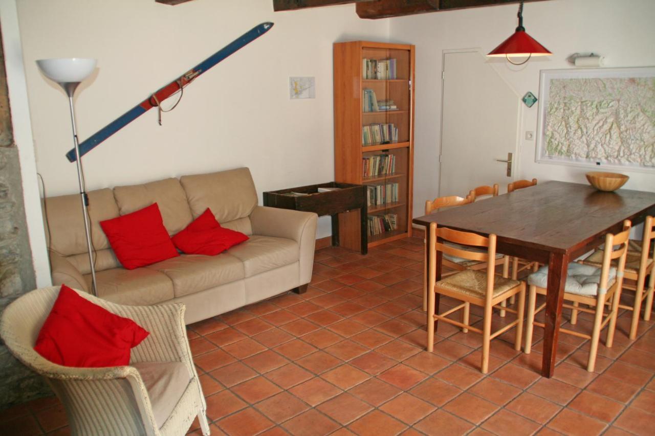 Comfortable Farm House Petit Barzun, In The Parc National Pyrenees Bareges Exterior photo